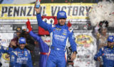 Larson earns back-to-back wins at Las Vegas