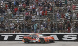Elliott returns to victory lane with Texas triumph