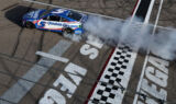 Larson earns back-to-back wins at Las Vegas