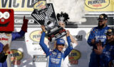 Larson earns back-to-back wins at Las Vegas